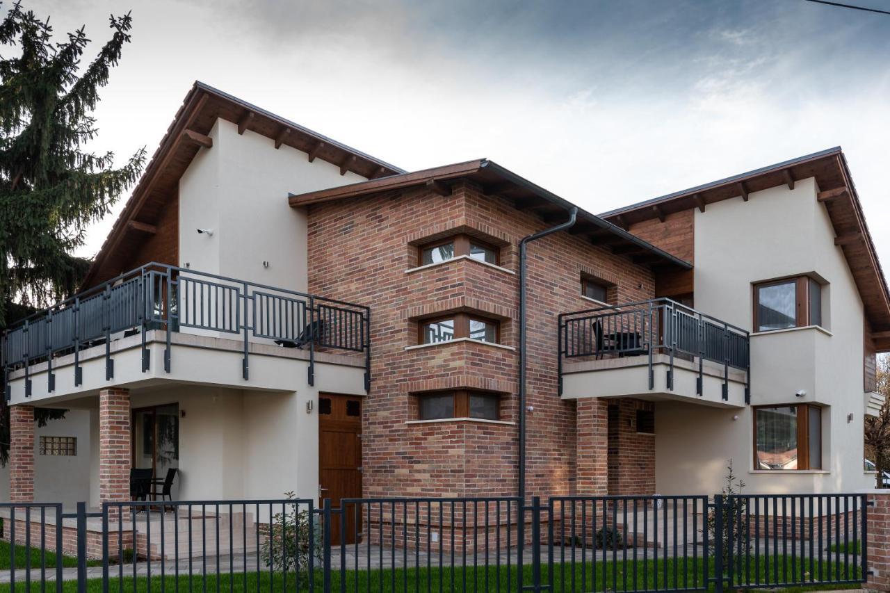 Hidfo Apartman-Nyugalom Szigetei Gyula Exterior photo